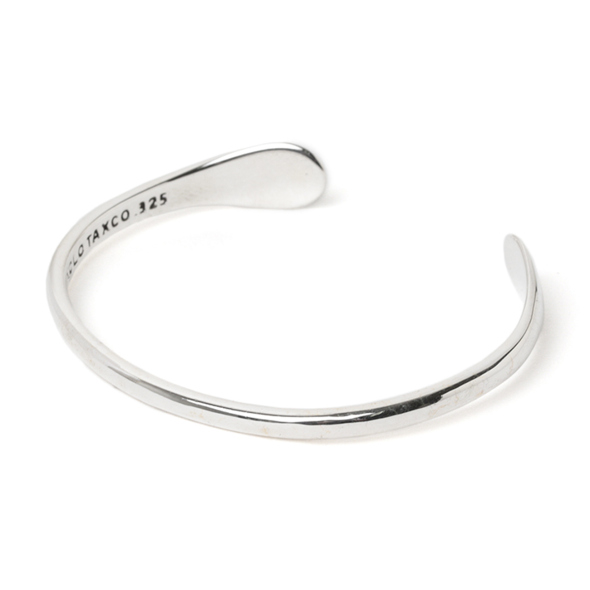 XOLO ショロ　バングル　CONCAVE FORM BANGLE　SV925 XOLO ショロ バングル CONCAVE FORM BANGLE SV925 - メルカリ