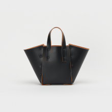 Hender Scheme / エンダースキーマ | assemble hand bag wide S / rivet Black - Black