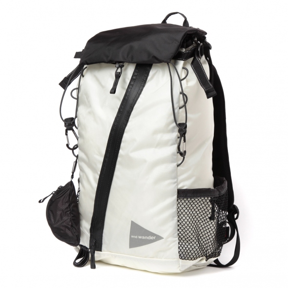 and wander / アンドワンダー | 30L backpack - White | 通販 - 正規