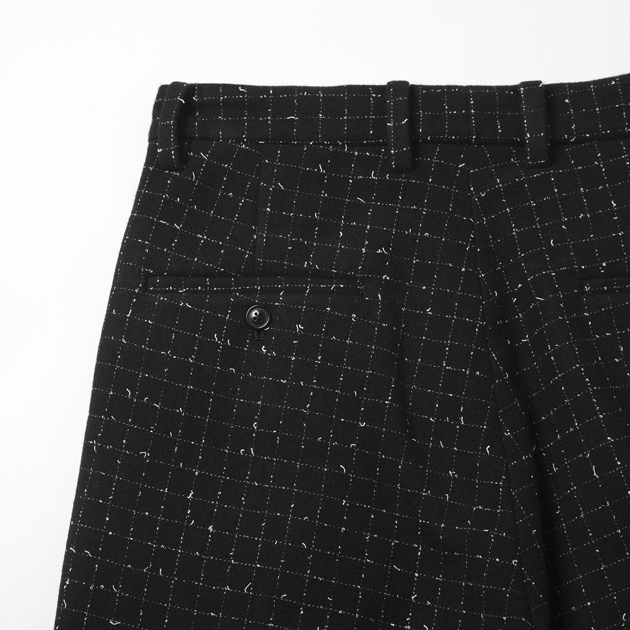 URU / ウル | WOOL TWEED - 1 TUCK PANTS - Black | 通販 - 正規取扱店