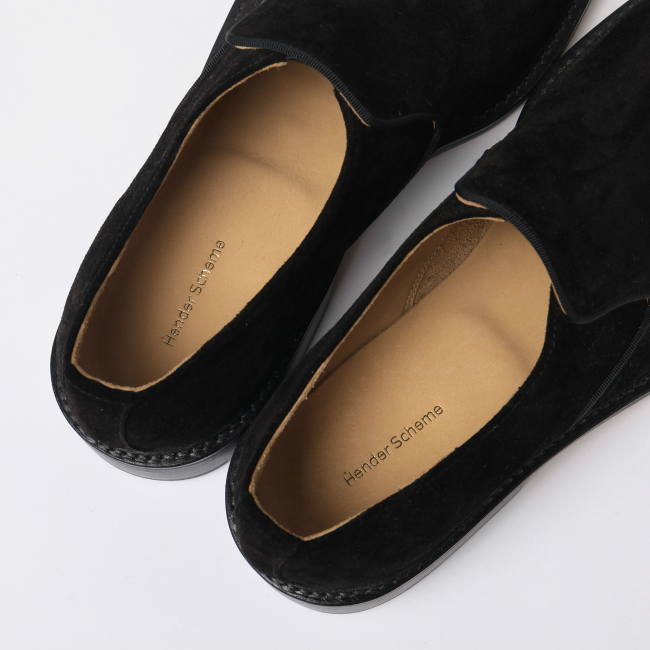 Hender Scheme / エンダースキーマ | suede jung - Black | 通販
