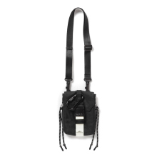 A.P.C. / アーペーセー | Trek クロスボディポーチ - Black