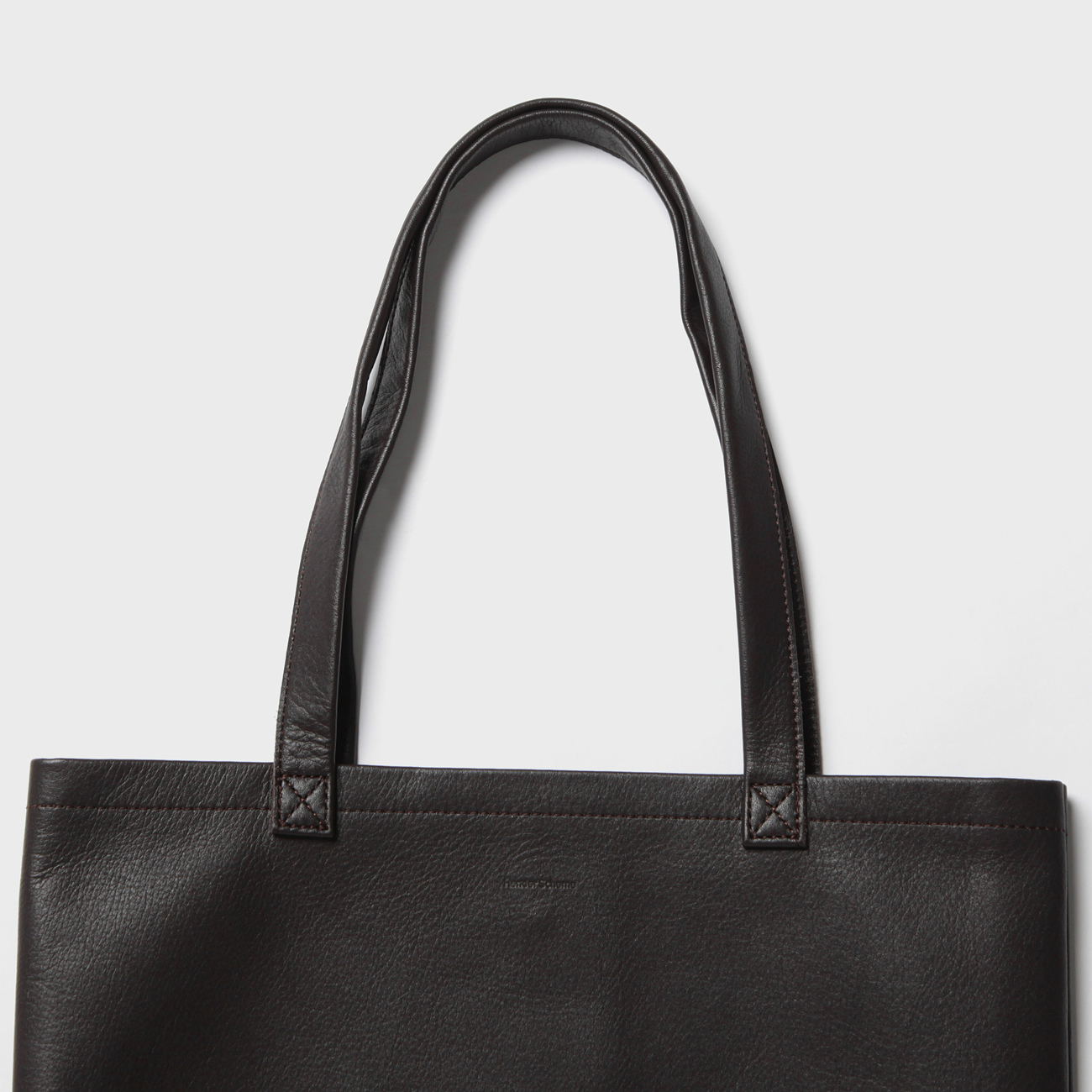 Hender Scheme / エンダースキーマ | cow bag M - Choco | 通販