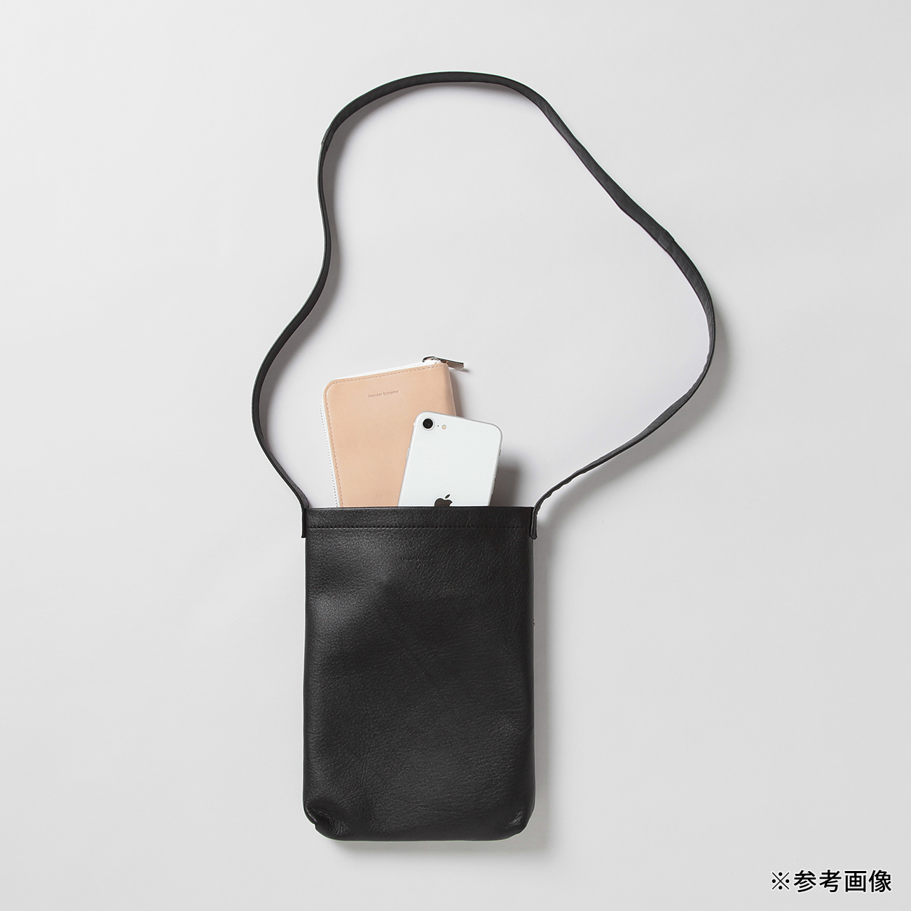 Hender Scheme / エンダースキーマ | cow shoulder small - Oak | 通販