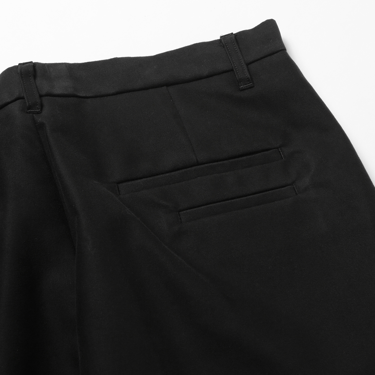 KAPOOR / Wide Tapered Pants - Black