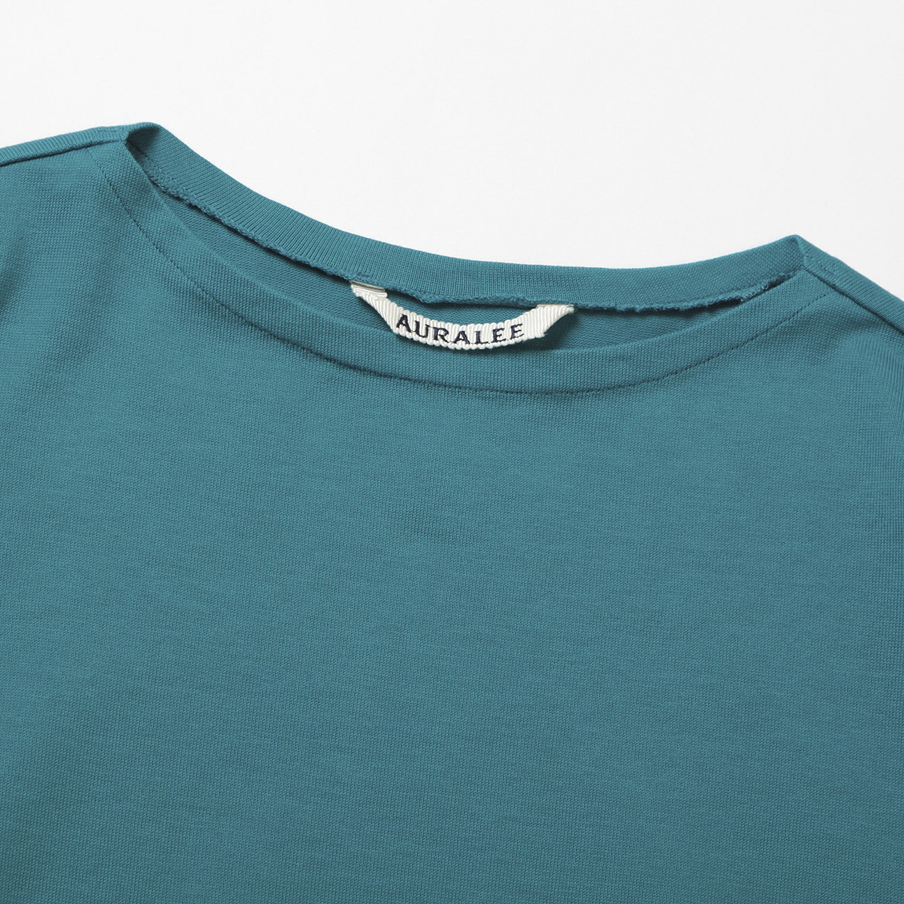 LUSTER PLAITING NARROW BOAT NECK TEE - Teal Green　首元