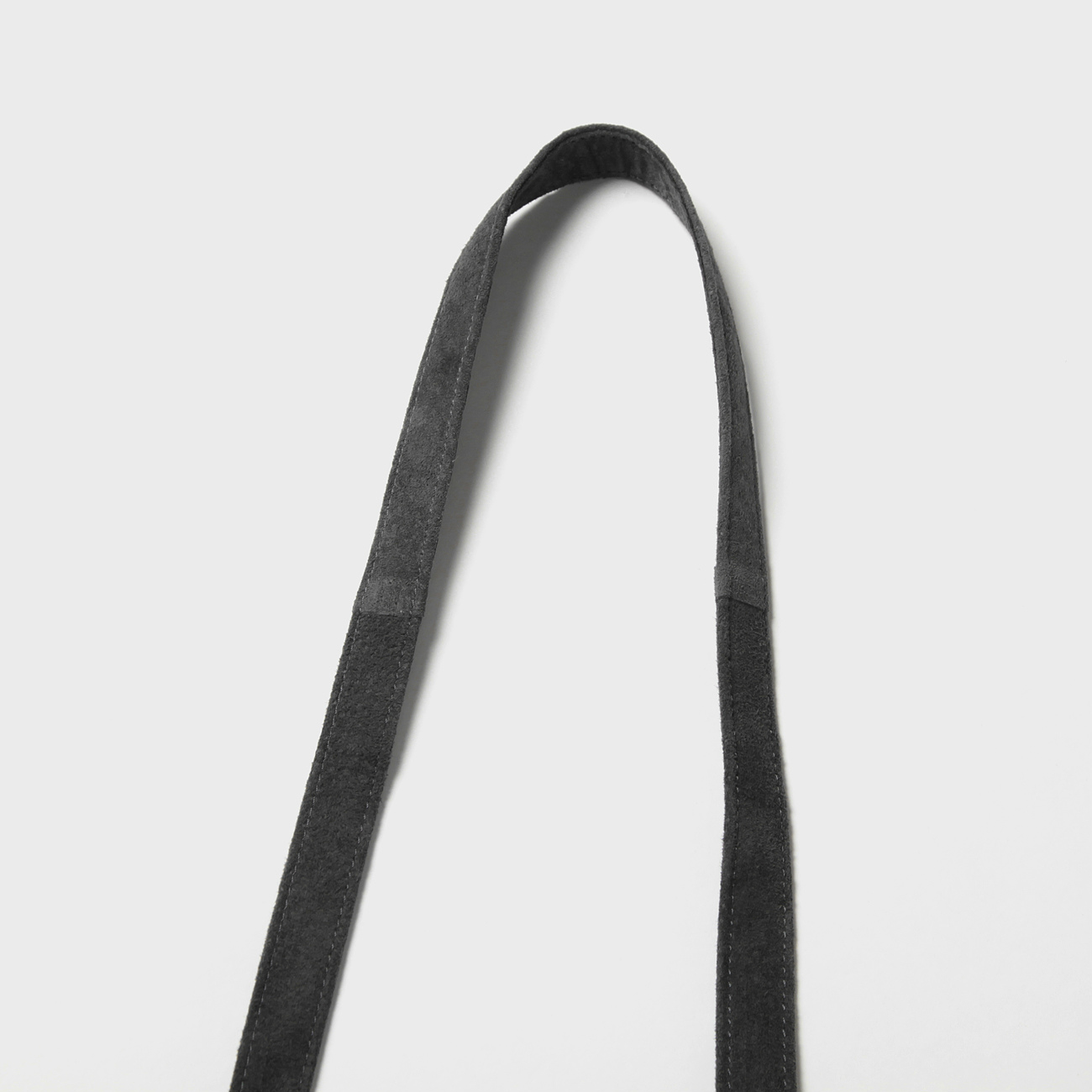 Hender Scheme / エンダースキーマ | pig shoulder small - Dark Gray 